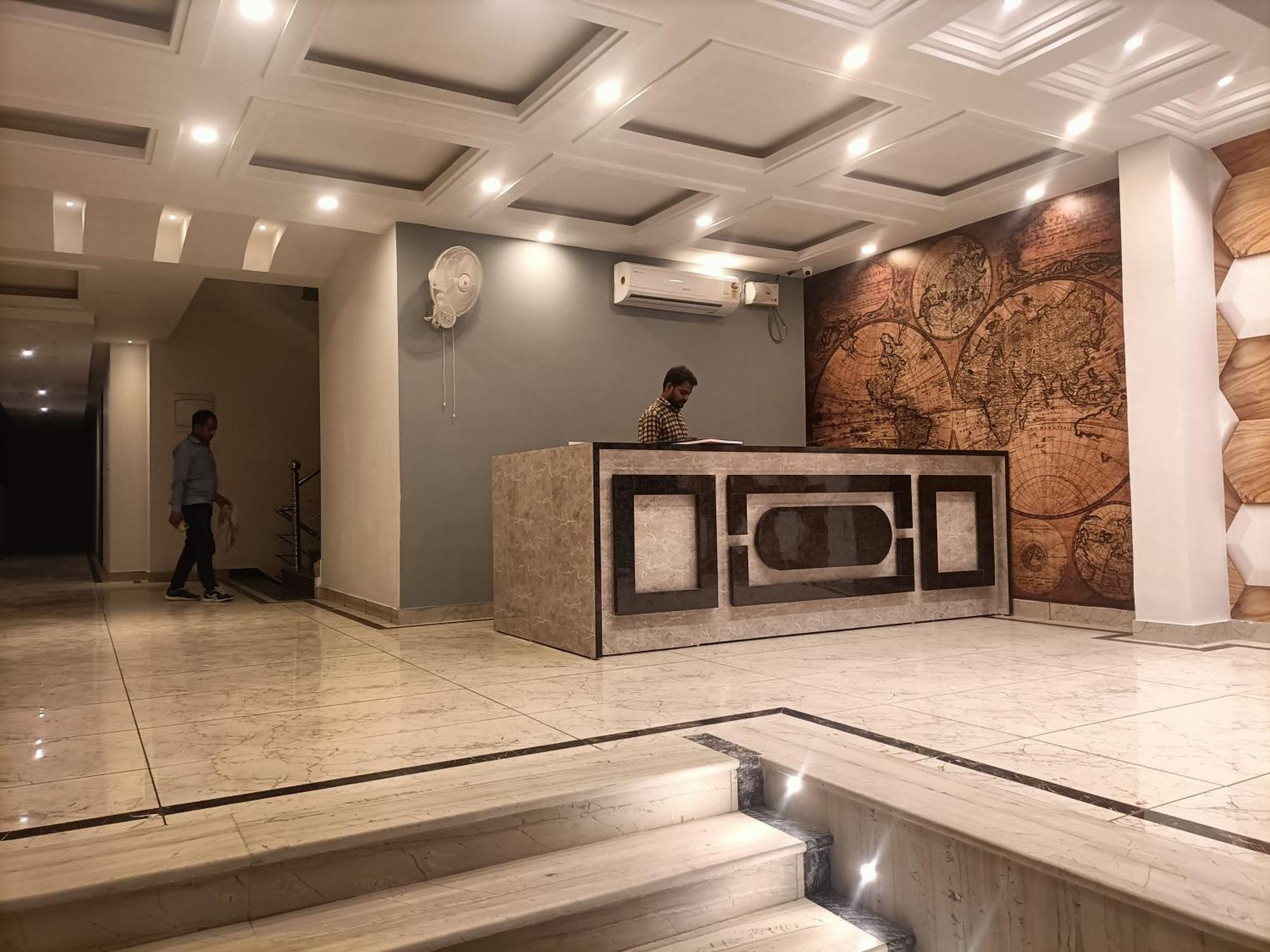 Hotel Vista Premium Tark A Family Hotel Near Igi Airport Delhi Nueva Delhi Exterior foto